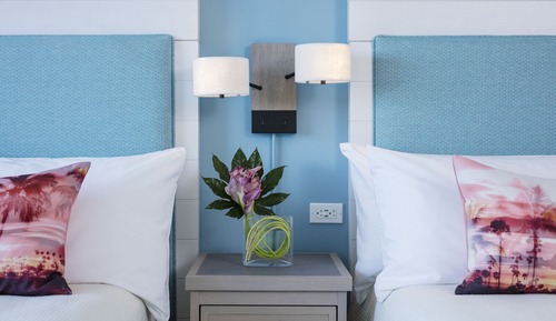 Room, 2 Queen Beds, Non Smoking, Lagoon View (Includes Early Park Admission*)