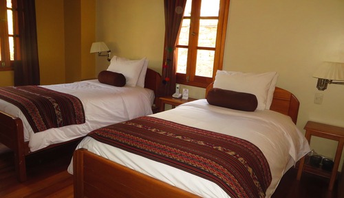 Twin Room (Habitación Deluxe con 2 camas indiv)