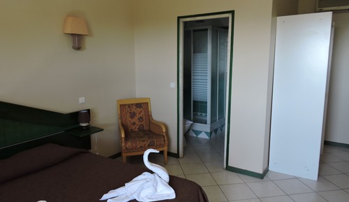 Standard Triple Room, Private Bathroom, Valley View