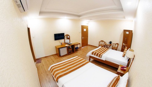 Standard Triple Room, No Windows