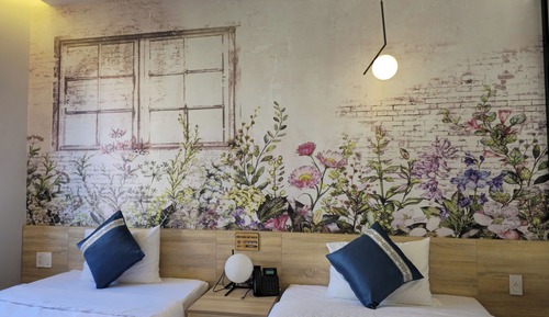 Deluxe Room, City View