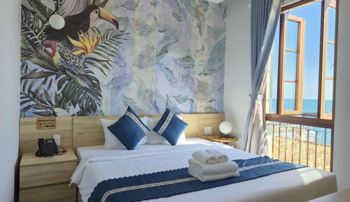 Family Quadruple Room, Beach View