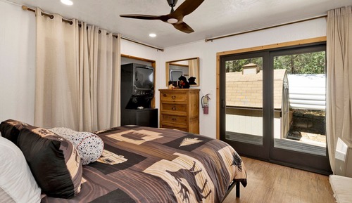 Cabin, 1 King Bed, Pool Access, Mountain View (2553)