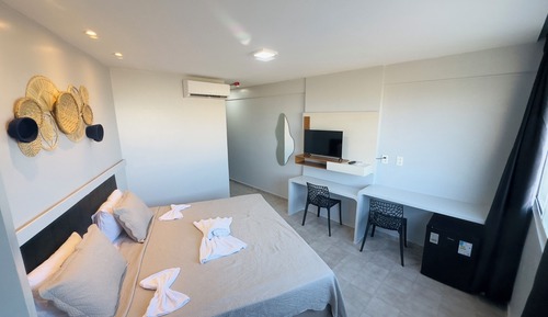 Classic Apartment, Beach View