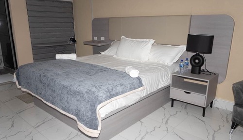 Deluxe Single Room, 1 King Bed, Non Smoking