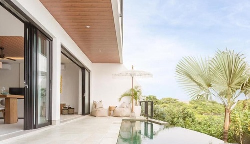 Deluxe Villa, Balcony
