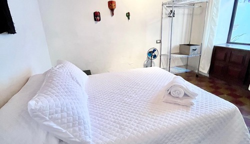 Standard Room, 1 Double Bed, Shared Bathroom (ELA 4)