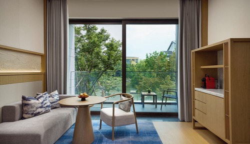 Room, Multiple Beds, Balcony, Lake View