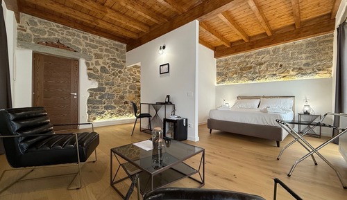 Superior Double Room, City View