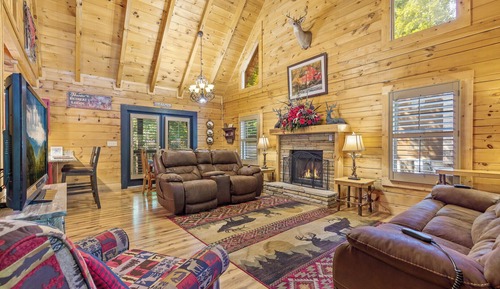 House, Multiple Beds, Hot Tub, Garden View (Mountain Charm)