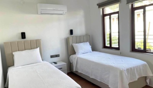Standard Twin Room, Balcony