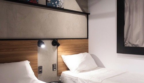 Apartment, Multiple Beds