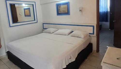 Classic Single Room, City View