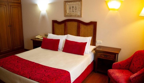 Basic Double or Twin Room