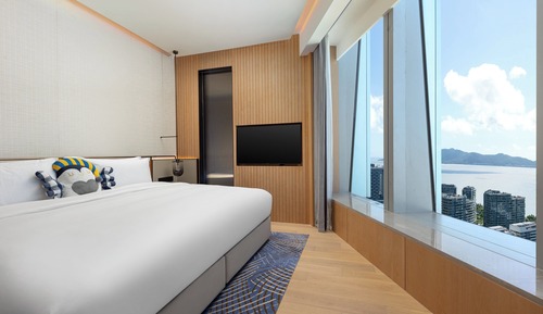 Suite, 1 King Bed, Ocean View