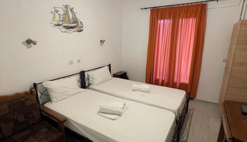 Standard Studio, Balcony, Mountain View