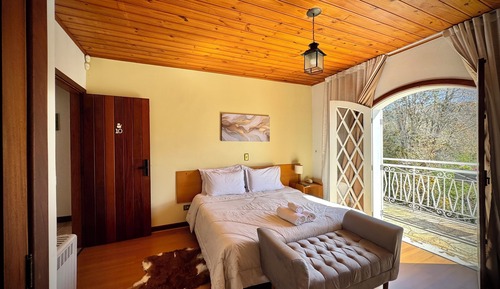 Superior Room, Balcony, Mountain View