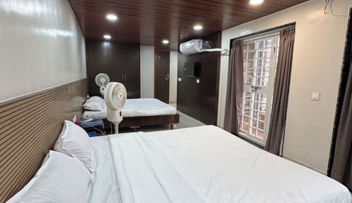 Deluxe Room, Balcony, Mountain View