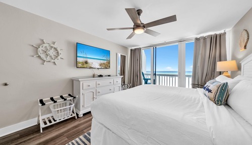 Townhome, Multiple Beds (Pirate Cove Villas #111)