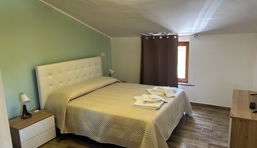 Comfort Condo, Courtyard View