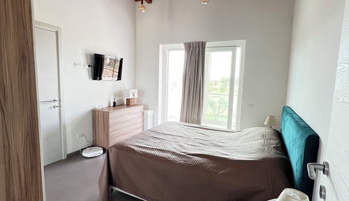 Superior Villa, Pool View