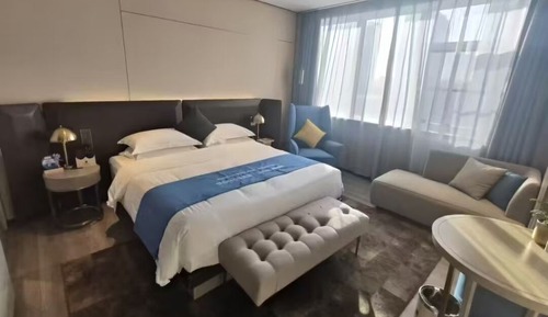 Superior Double Room, City View