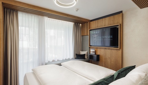 Deluxe Apartment, 1 Bedroom, Pets Allowed, Garden View