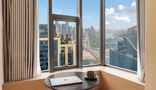 Comfort Room, 1 King Bed, Non Smoking, City View