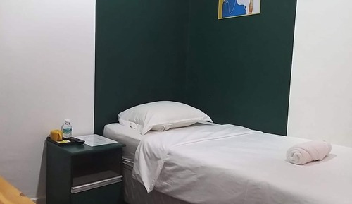 Standard Single Room