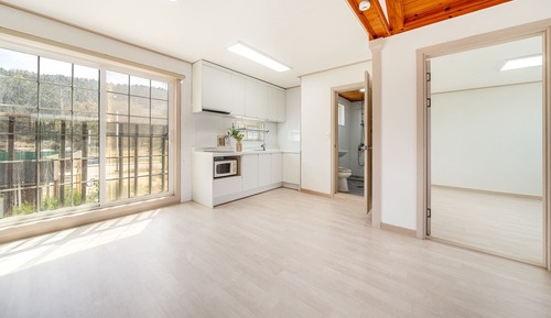 Basic Room, 2 Bedrooms (Sketch 2 (Mountain View / BBQ))