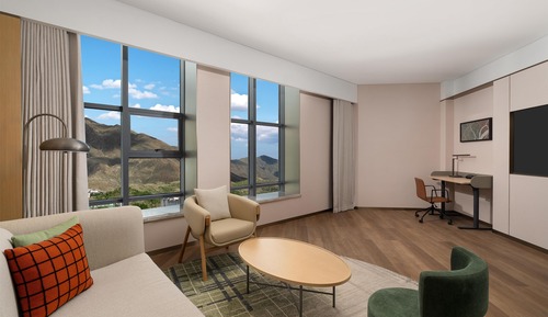 Deluxe Suite, 1 King Bed