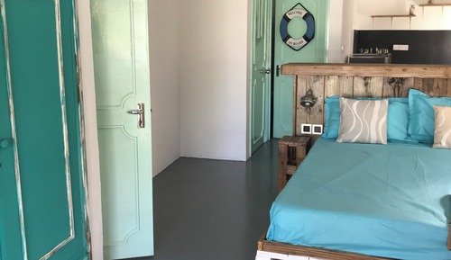 Bore La Mer - Studio