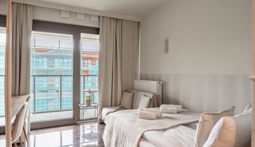 Classic Studio Suite, Balcony, City View