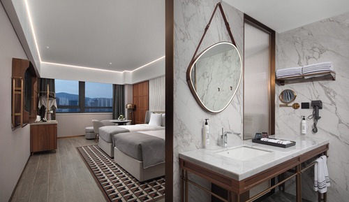 Grand Double or Twin Room, City View