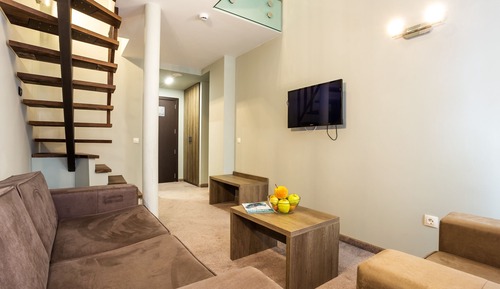 Duplex, 1 Bedroom, Balcony