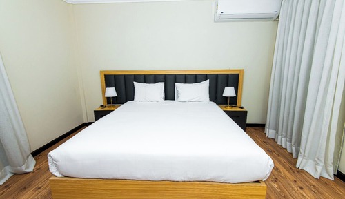 Deluxe Apartment, 3 Bedrooms, Pool View