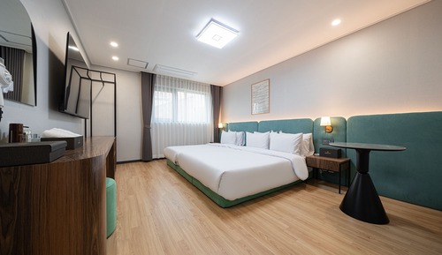 A-Building Family Twin