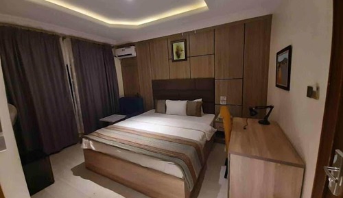 Deluxe Room, Balcony, City View