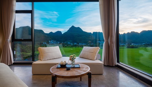 Superior Twin Room, Hill View