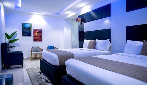 Deluxe Double or Twin Room