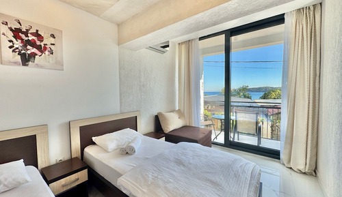 Comfort Studio, Partial Sea View