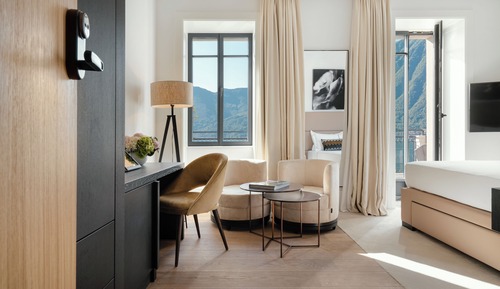 Junior Studio Suite, Lake View