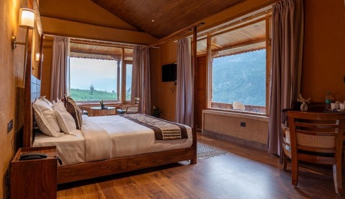 Superior Room, City View