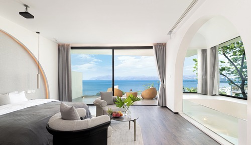 Superior Suite, Garden View