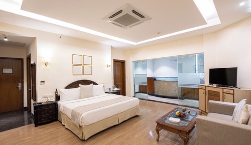 Junior Studio Suite, Balcony, Mountain View