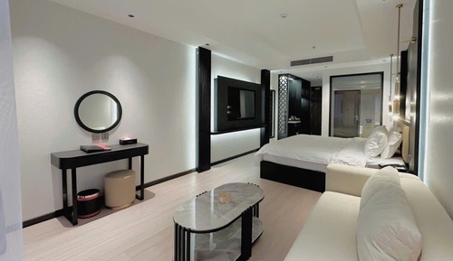 Deluxe Double Room Single Use, Balcony, Pool View