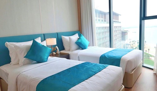 Premium Quadruple Room, Beach View