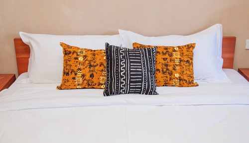 Single Room, Pool View