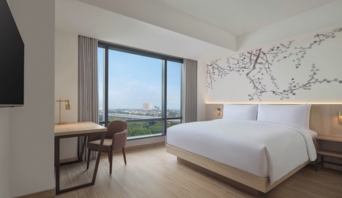 Superior Room, 1 King Bed, Non Smoking