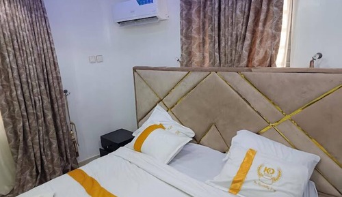 Junior Room, Balcony, City View